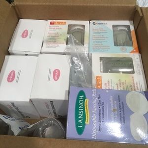 Pumping supplies: Ameda Bottles, lansinoh bags